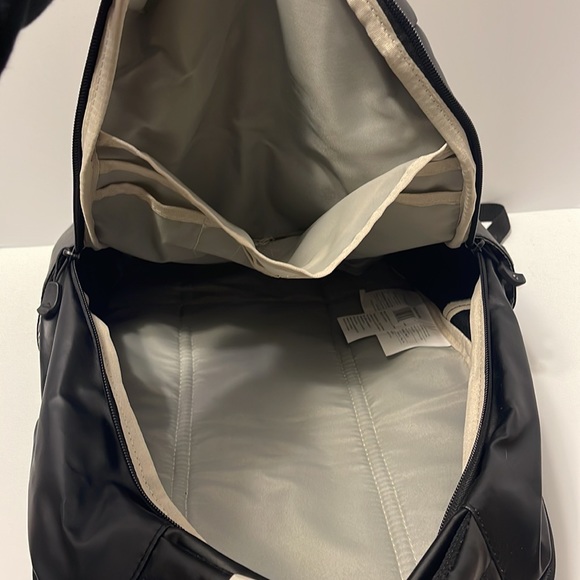 High Sierra Luna 17.6” Black Water Resistant Backpack w/ Padded Laptop Sleeve - Picture 7 of 7